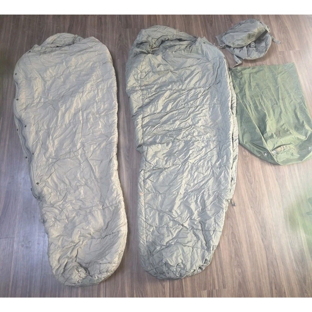 US Army Military 4-Piece Modular Sleeping Bag  Intermediate And Patrol Camping